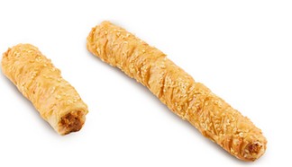 17126 - La Lorraine 4243002 börek met kip en witte sesamzaadjes KOB La Lorraine 4243002 börek met kip en witte sesamzaadjes KOB